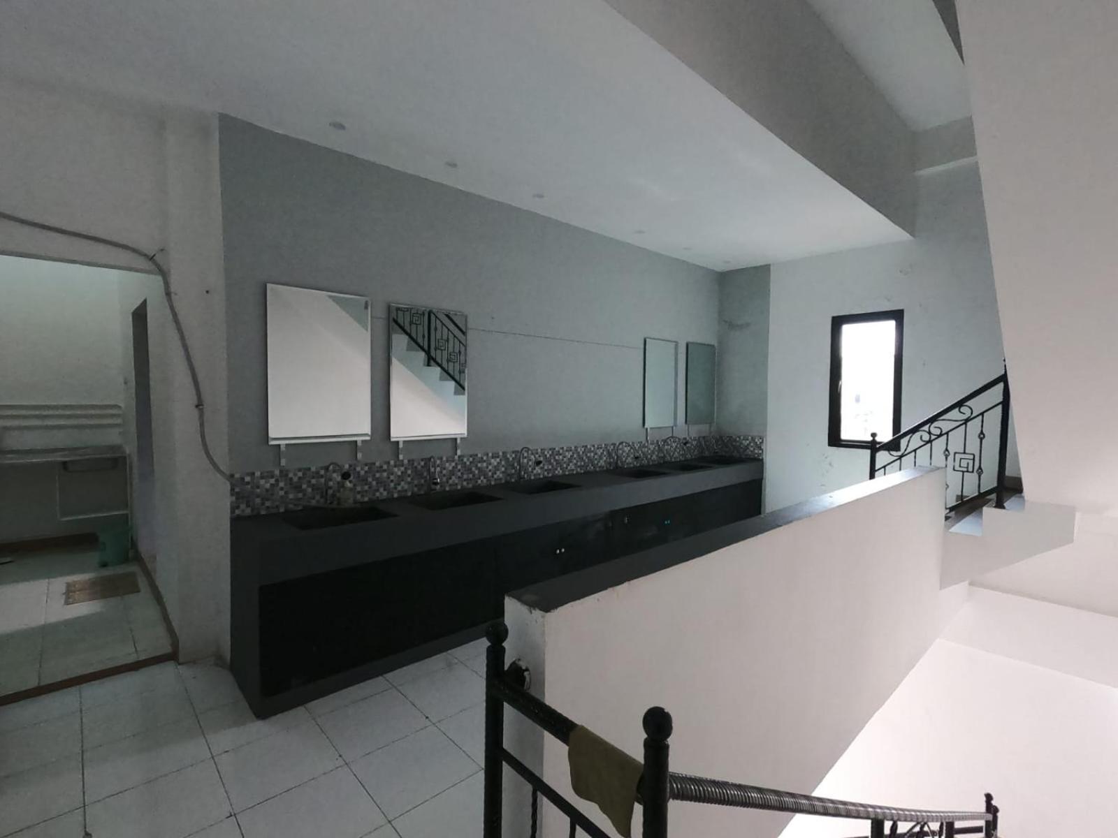 Innbox Hostel Sorong Exterior foto